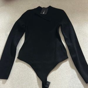 Fashion Nova Cut Out and Play Sweater Bodysuit in Black Size Large NWT